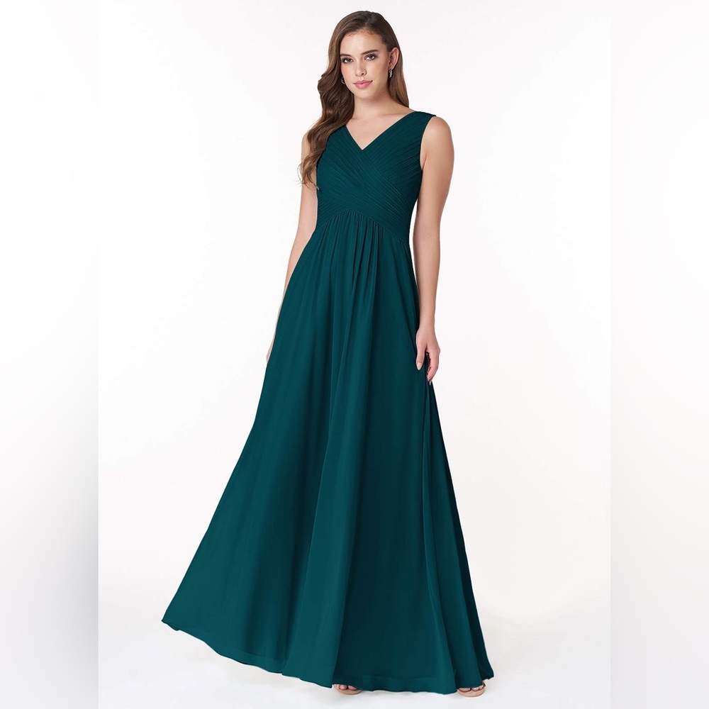 NWT Azazie Pine Bridesmaid Dress